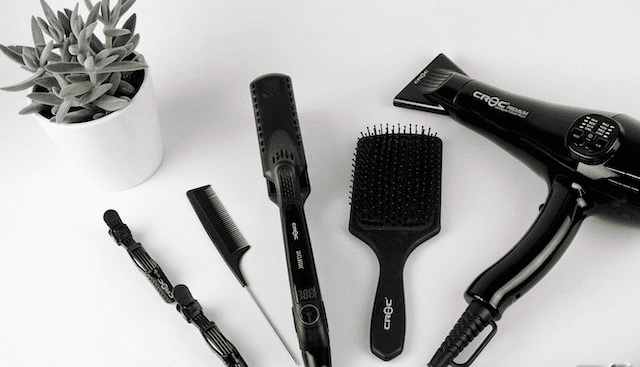 hair braiding tools